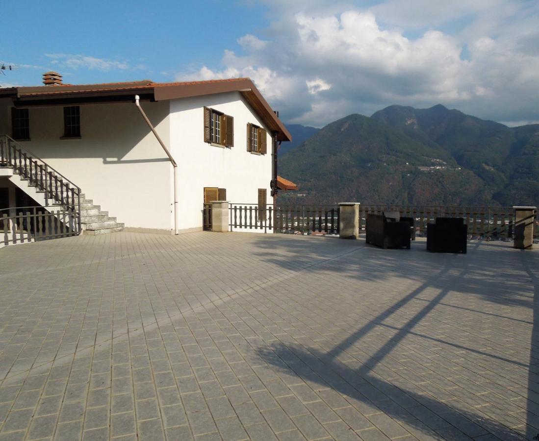 A. F.Antastic V.Iew Vila Costa Volpino Exterior foto